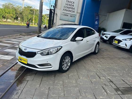 KIA CERATO 1.6 SX 16V FLEX 4P AUTOMÁTICO KIA CERATO 1.6 SX 16V FLEX 4P AUTOMÁTICO